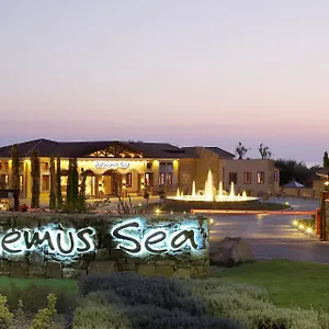 https://anthemus-sea-beach-hotel-and-spa.hotelschalkidiki.net